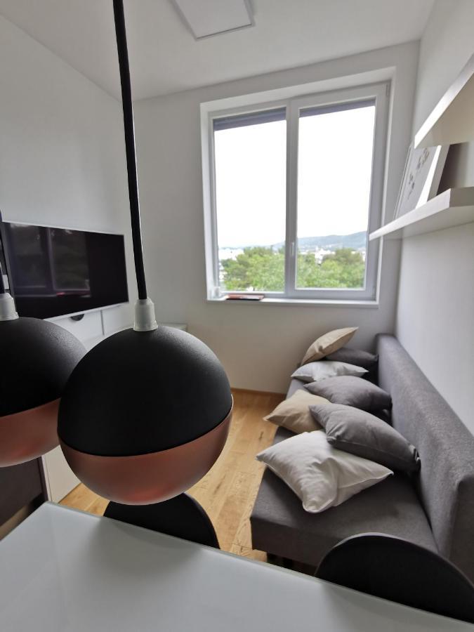 Apartmaji Egis 科佩尔 外观 照片