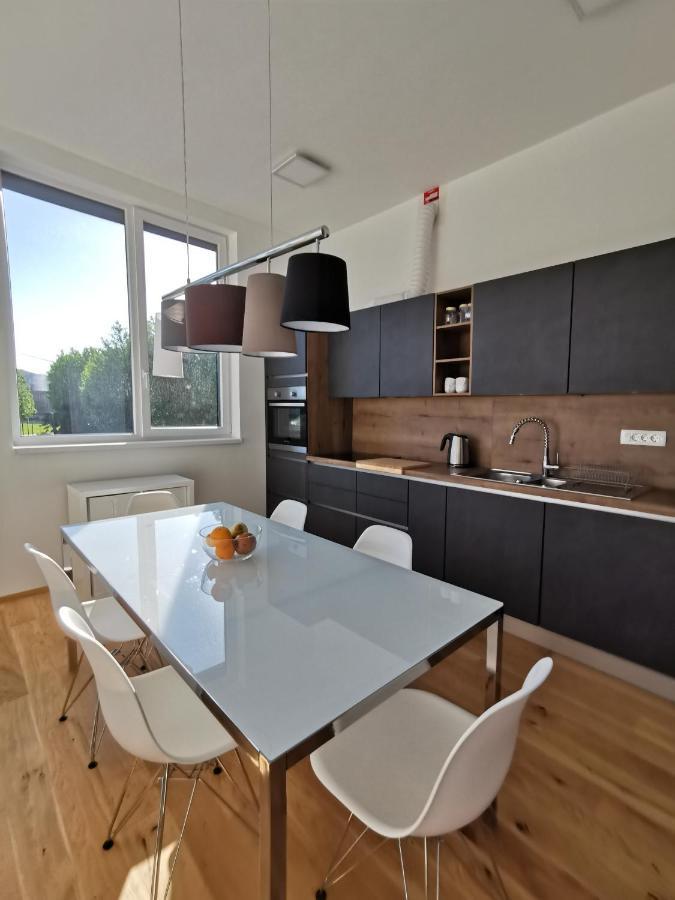 Apartmaji Egis 科佩尔 外观 照片