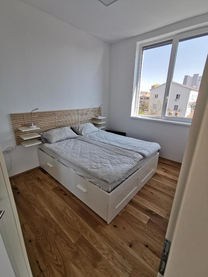 Apartmaji Egis 科佩尔 客房 照片